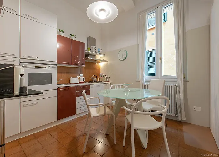 Billie's Flat White - Art & Design In Historic Centre Apartment Verona