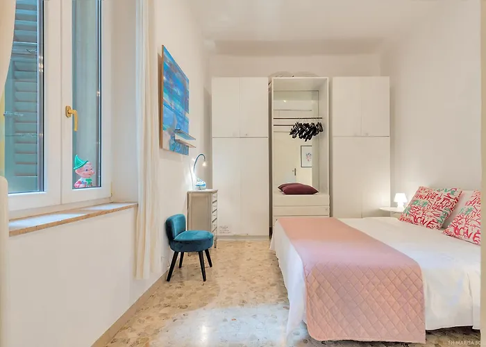 Billie's Flat White - Art & Design In Historic Centre * Verona