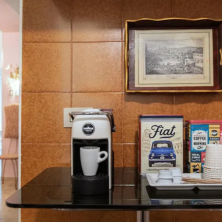 Billie's Flat White - Art & Design In Historic Centre Apartament *